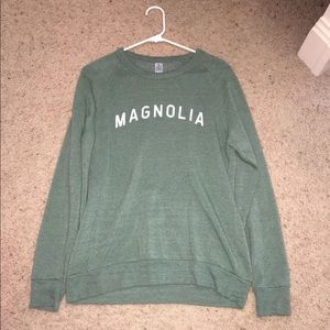Magnolia crew neck